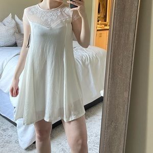 Flowing White Laced Dress NWT